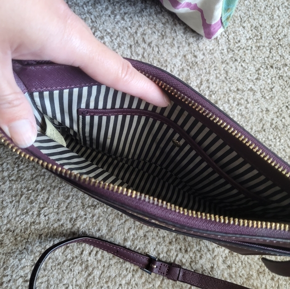 Kate Spade Crossbody in burgundy - Picture 4 of 4